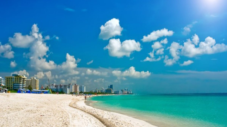 کیش؛ سواحل بکر و آرامش دریا